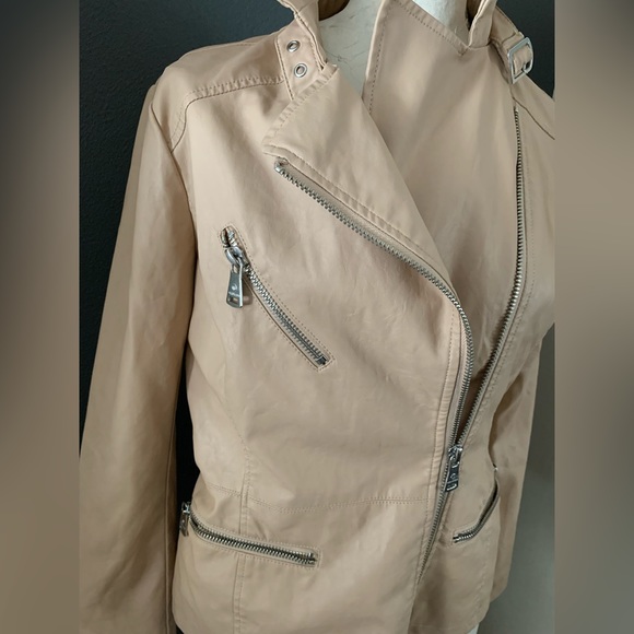 Bernardo Faux Leather Jacket Small - Picture 3 of 4